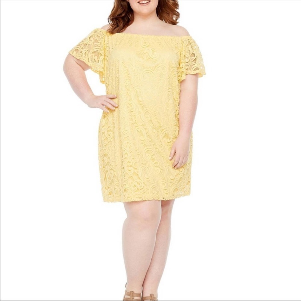 10- Tiana B. Yellow lace on/ off shoulder dress           #029 0032